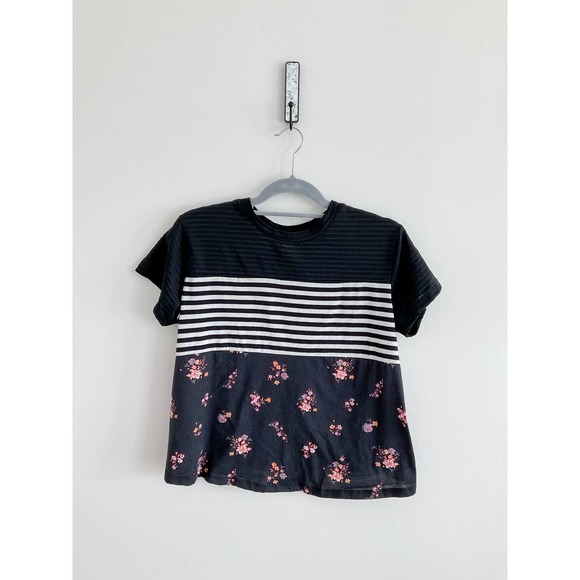 No Boundaries Tops - Medium No Boundaries shirt